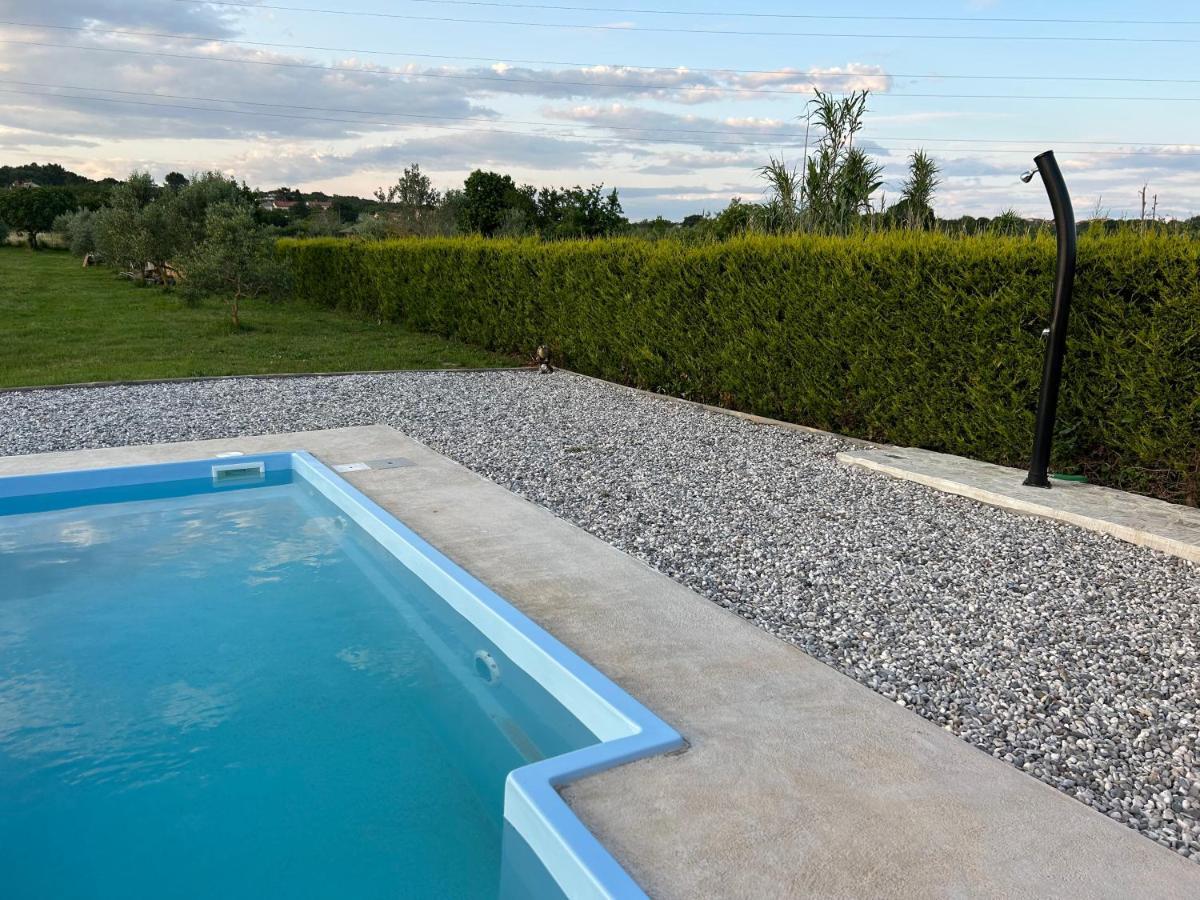 Dora House With Wifi And Outdoor Swimming Pool Villa Pula Exterior photo